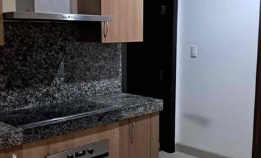 Alquilo departamento en Samborodon