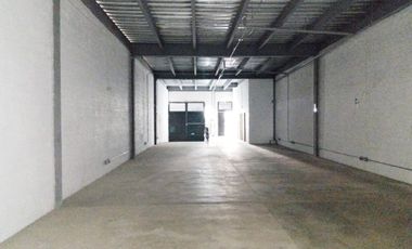 PR19199 Bodega en arriendo en el sector Bombona