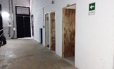 PR19199 Bodega en arriendo en el sector Bombona