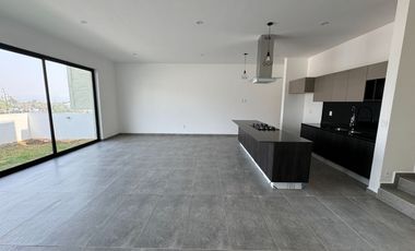 CASA EN VENTA EN PASEO DEL PARQUE CON ROOFGARDEN