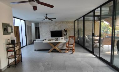 Casa en venta Club de Golf Santa Fe. Xochitepec Morelos