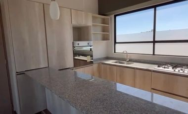 VENTA  DE HERMOSO DEPARTAMENTO EN FRACCIONAMIENTO ARBORETO