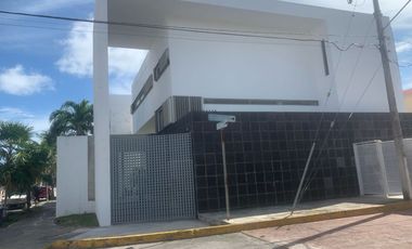 Vive en el centro de Cacnun en una casa en renta de ensueño SM17