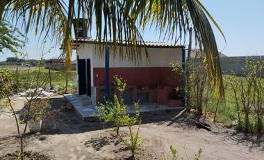 SE VENDE HERMOSA CASA CABAÑA EN LAS PLAYAS DE CIENAGA MAGDALENA