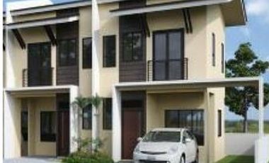 2 Bedrooms Townhouse For Sale in Serenis South Talisay