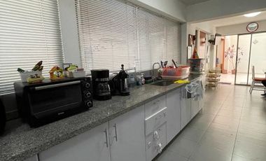 Departamento amplio tipo casa en Casuarinas Sur