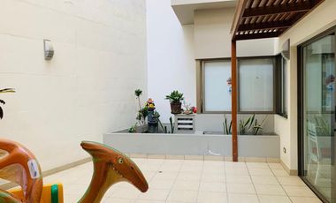 Departamento amplio tipo casa en Casuarinas Sur