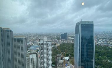 5 bedroom condo unit for sale in Makati City Ready for Occupancy