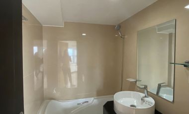 5 bedroom condo unit for sale in Makati City Ready for Occupancy