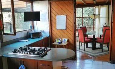 CASA ESTILO RUSTICO 200 METROS 3 HABITACIONES SECTOR EMBAJADA USA