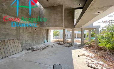 Casa en obra gris, Roof garden, 3 niveles