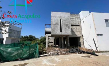 Casa en obra gris, Roof garden, 3 niveles