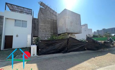 Casa en obra gris, Roof garden, 3 niveles