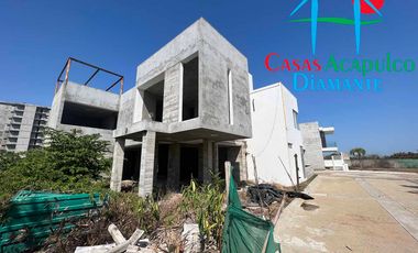 Casa en obra gris, Roof garden, 3 niveles