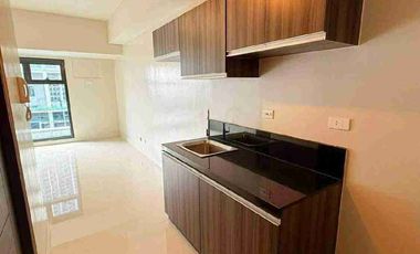 SYNC RESIDENCES Rent to Own condo for sale in C5 Pasig  by Robinsons Land