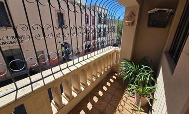 Casa con Locales Comerciales en Zacatecas en Zona Centro