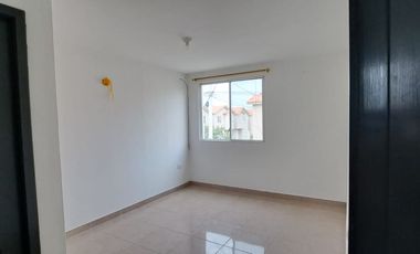 Alquiler  de casa de dos pisos  en Urbanizacion Villa Bonita , norte de Guayaquil.