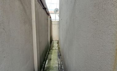 Alquiler  de casa de dos pisos  en Urbanizacion Villa Bonita , norte de Guayaquil.