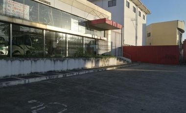 4-Storey Warehouse with Showroom and Covered Area for Lease at Bacoor City, Cavite