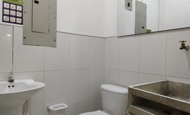 PR19180 Local en arriendo en el sector Aves Maria