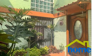 Venta Casa Duplex (planta baja) en Jardines del Sur