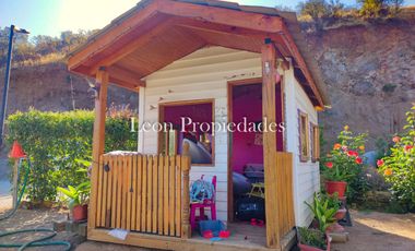 Se vende hermosa casa en Curacavi centro.