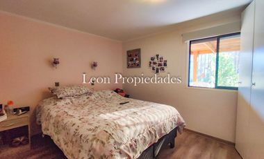 Se vende hermosa casa en Curacavi centro.