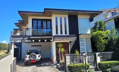 First Class House And Lot For Sale in Palms Pointe Alabang Near Ayala Alabang Village 1 KM From Filinvest Exit