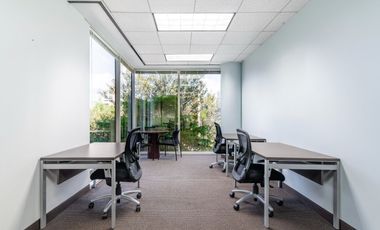 Private office space tailored to your business’ unique needs in Regus Triumph Square