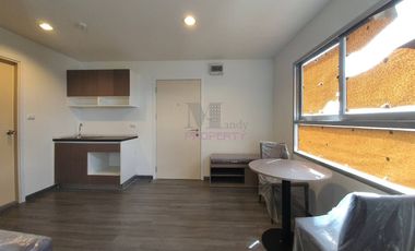 Sale The Trust Condo @BTS Erawan, Corner Unit, River view and  Pool view.