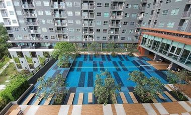 Sale The Trust Condo @BTS Erawan, Corner Unit, River view and  Pool view.