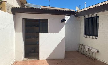 OVALLE, CASA FAMILIAR 4D 2B, SECTOR RESIDENCIAL POB JTO