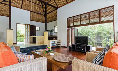 Pristine Freehold Beachside Resort In Candi Dasa