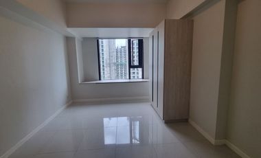 FOR SALE Amenity View Studio Unit in Mandani Bay, Mandaue City