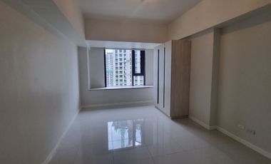 FOR SALE Amenity View Studio Unit in Mandani Bay, Mandaue City