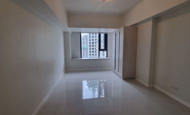 FOR SALE Amenity View Studio Unit in Mandani Bay, Mandaue City