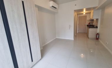 FOR SALE Amenity View Studio Unit in Mandani Bay, Mandaue City