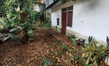 Rumah Lama Masuk Gang Area Jalan Pinang, 150 Meter Ke Pinang Raya
