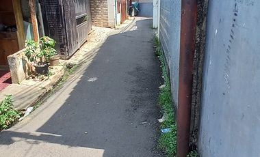 Rumah Lama Masuk Gang Area Jalan Pinang, 150 Meter Ke Pinang Raya
