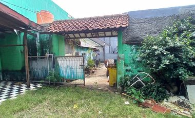 Rumah Lama Masuk Gang Area Jalan Pinang, 150 Meter Ke Pinang Raya