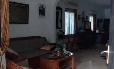 Rumah Lama Masuk Gang Area Jalan Pinang, 150 Meter Ke Pinang Raya