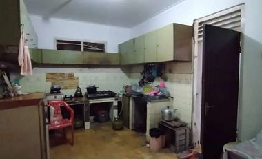 Rumah Lama Masuk Gang Area Jalan Pinang, 150 Meter Ke Pinang Raya