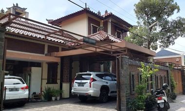 Rumah Etnik Mewah dekat Jalan Gejayan
