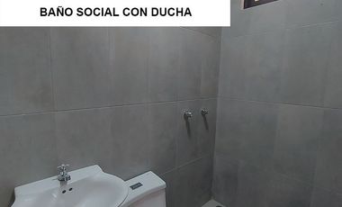 En Machala de Venta Hermosa Casa de 3 Dormitorios en Urbanización Privada