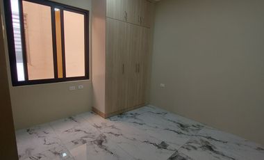 En Machala de Venta Hermosa Casa de 3 Dormitorios en Urbanización Privada