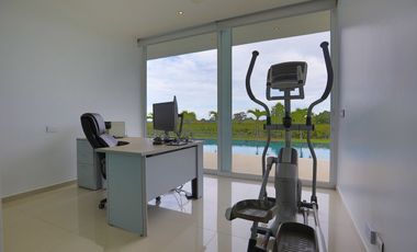 Modern Luxurious 5 bed Villa with a View