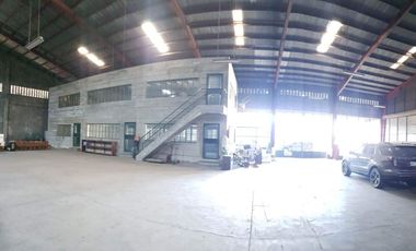 1,200sqm-Tandang Sora Quezon City Warehouse for Lease