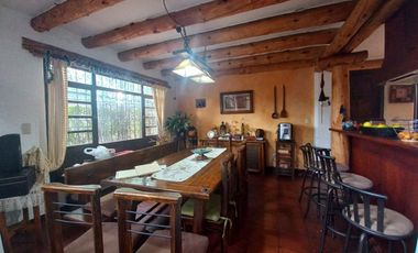 CASA EN VENTA CON DORMITORIO EN PLANTA BAJA, SECTOR CDLA DE INGENIEROS