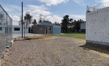 Bodega zona Industrial carretera 45 Sur esquina Montoro con doble acceso y superficie terreno de 6000mt2