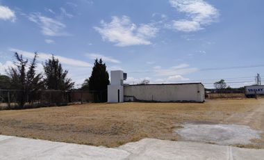 Bodega zona Industrial carretera 45 Sur esquina Montoro con doble acceso y superficie terreno de 6000mt2